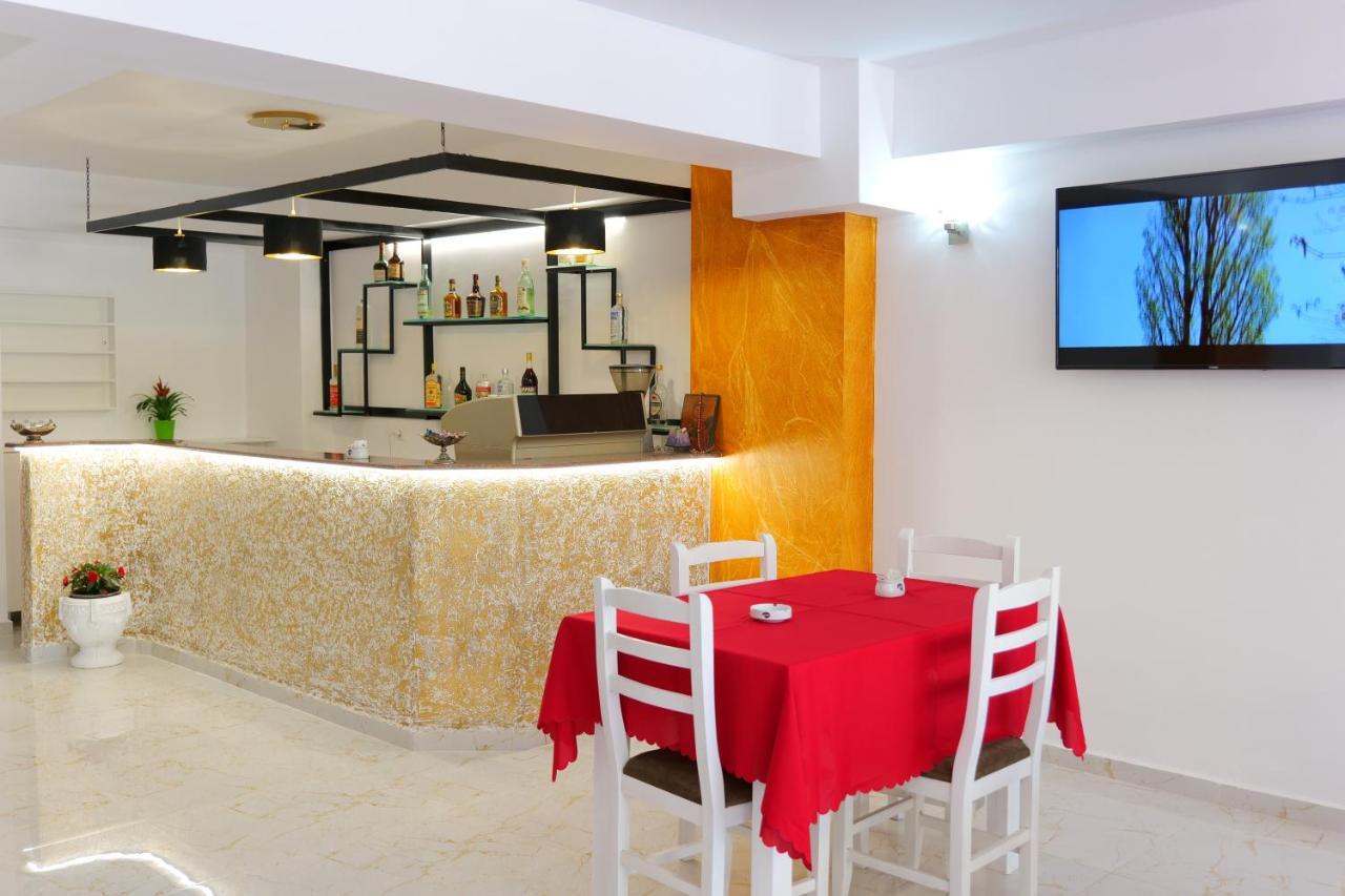 Elite Hotel Sarandë 외부 사진