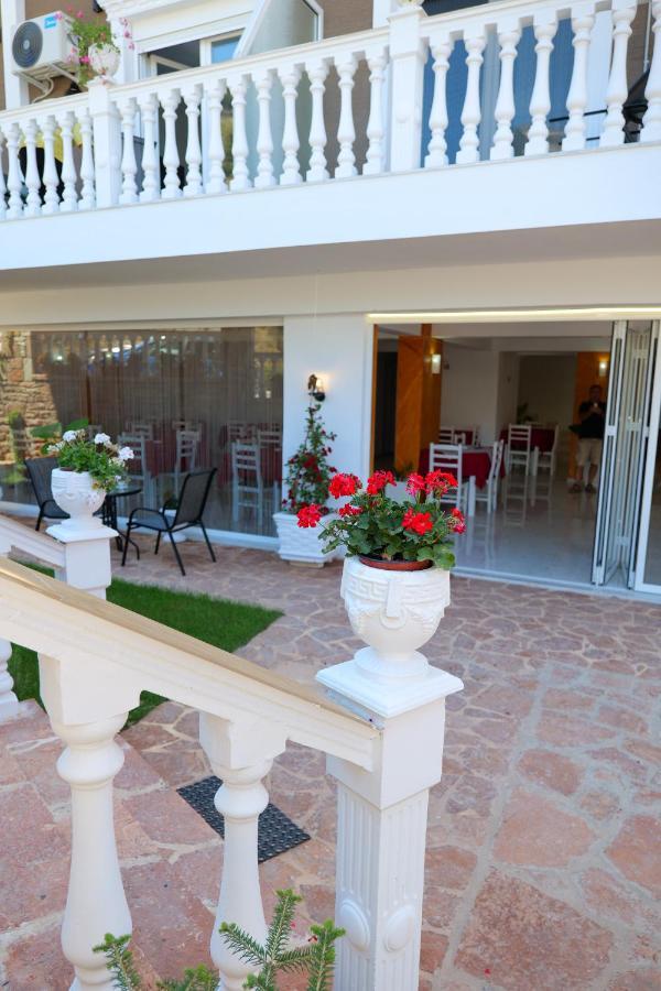 Elite Hotel Sarandë 외부 사진