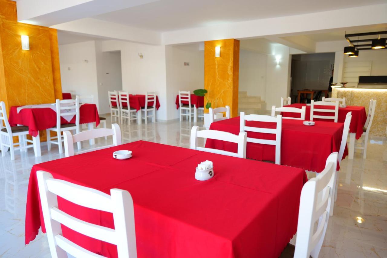 Elite Hotel Sarandë 외부 사진