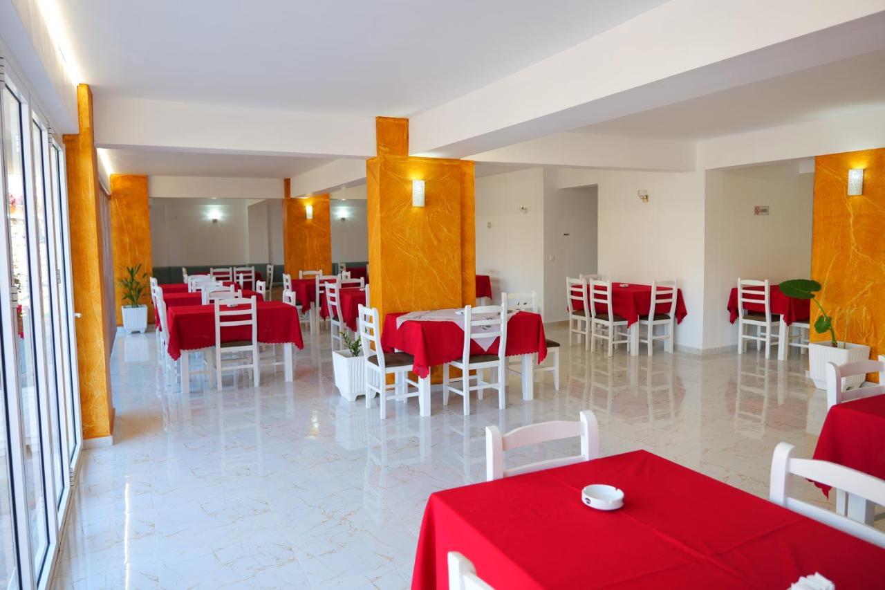 Elite Hotel Sarandë 외부 사진