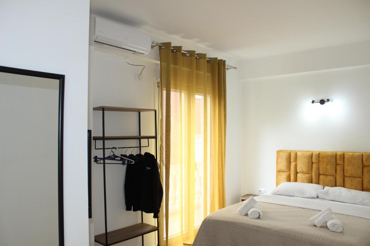 Elite Hotel Sarandë 외부 사진