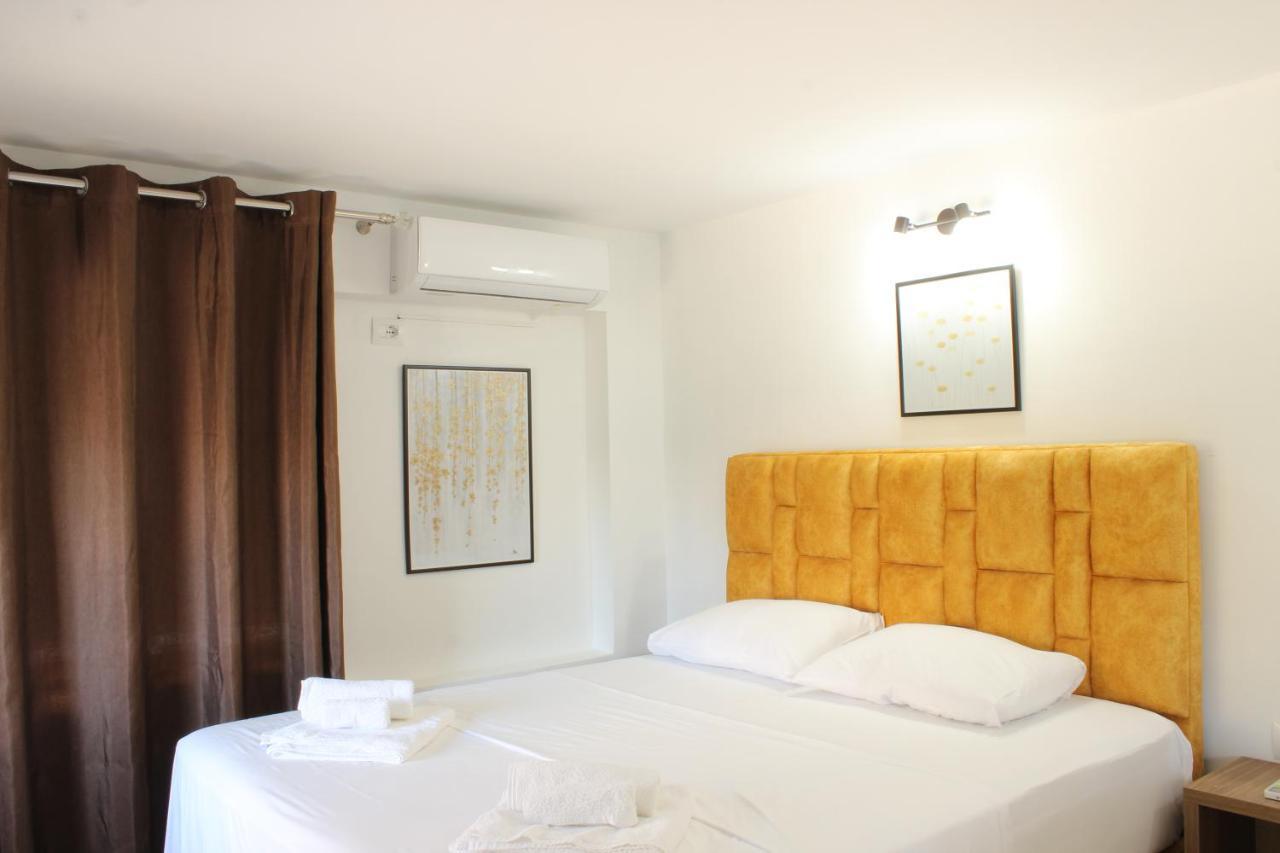 Elite Hotel Sarandë 외부 사진