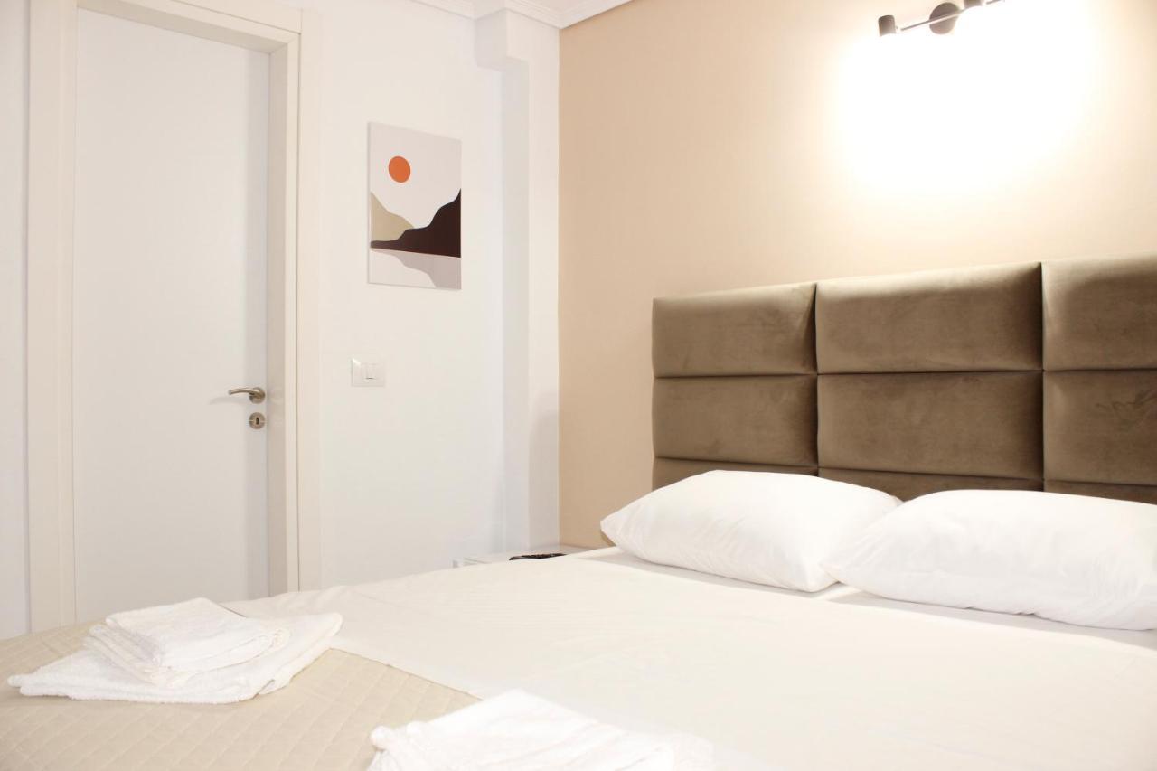 Elite Hotel Sarandë 외부 사진